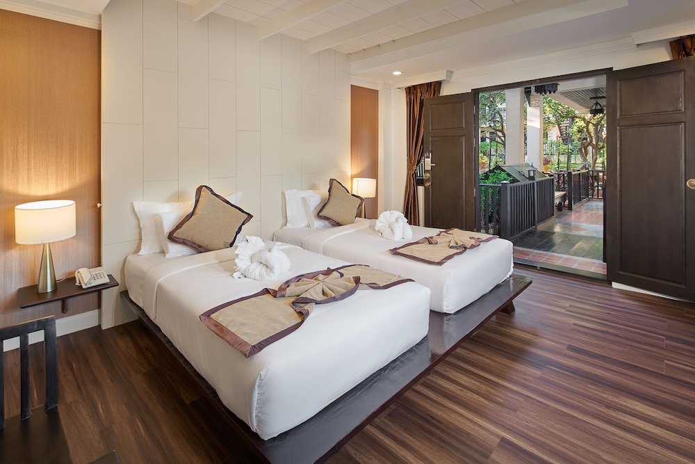 B2 Suthep Night Market Premier Resort 13/50