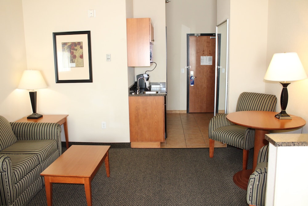 Holiday Inn Express Hotel & Suites Vernal - Dinosaurland 56/77