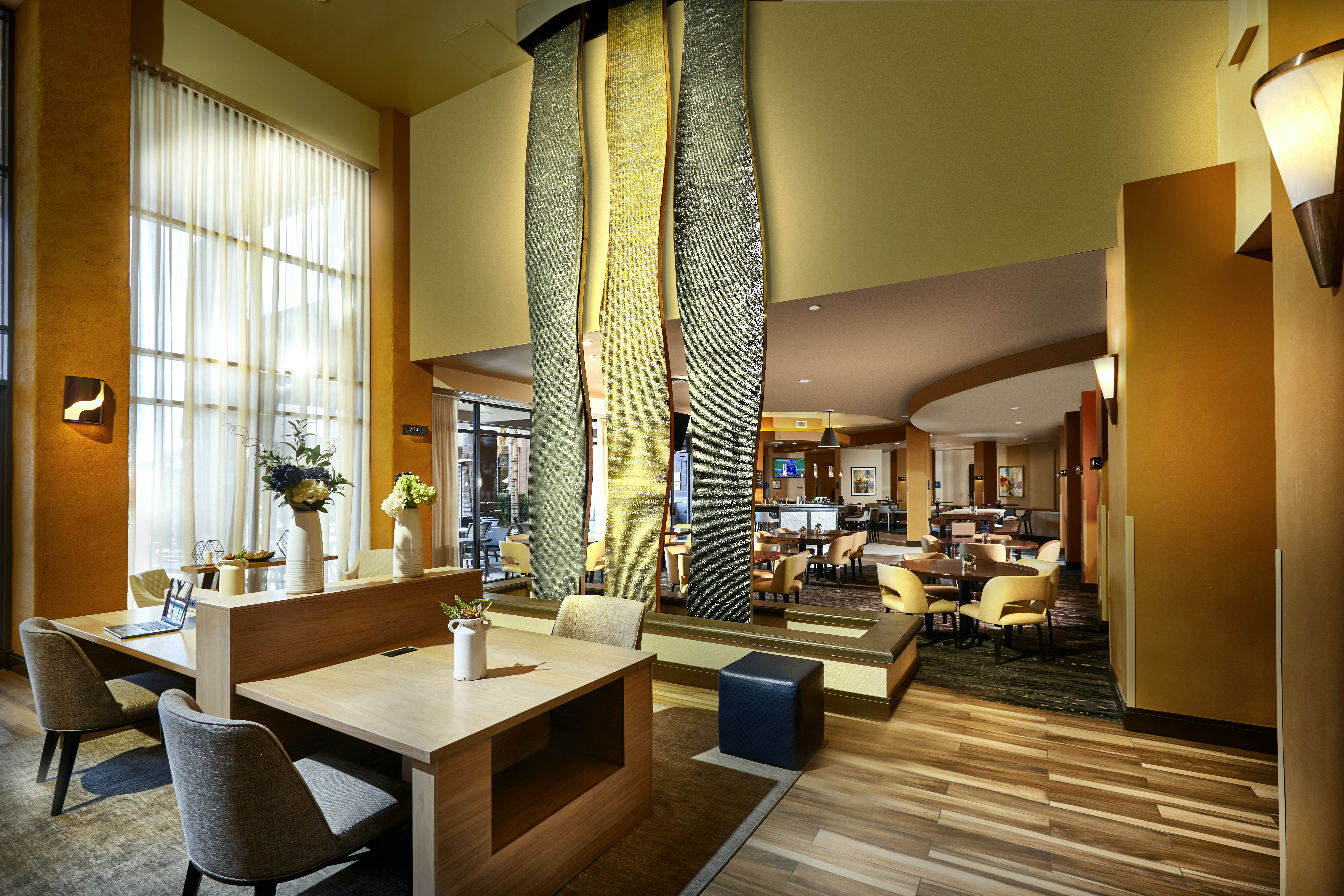 Embassy Suites by Hilton Phoenix Scottsdale 39/57