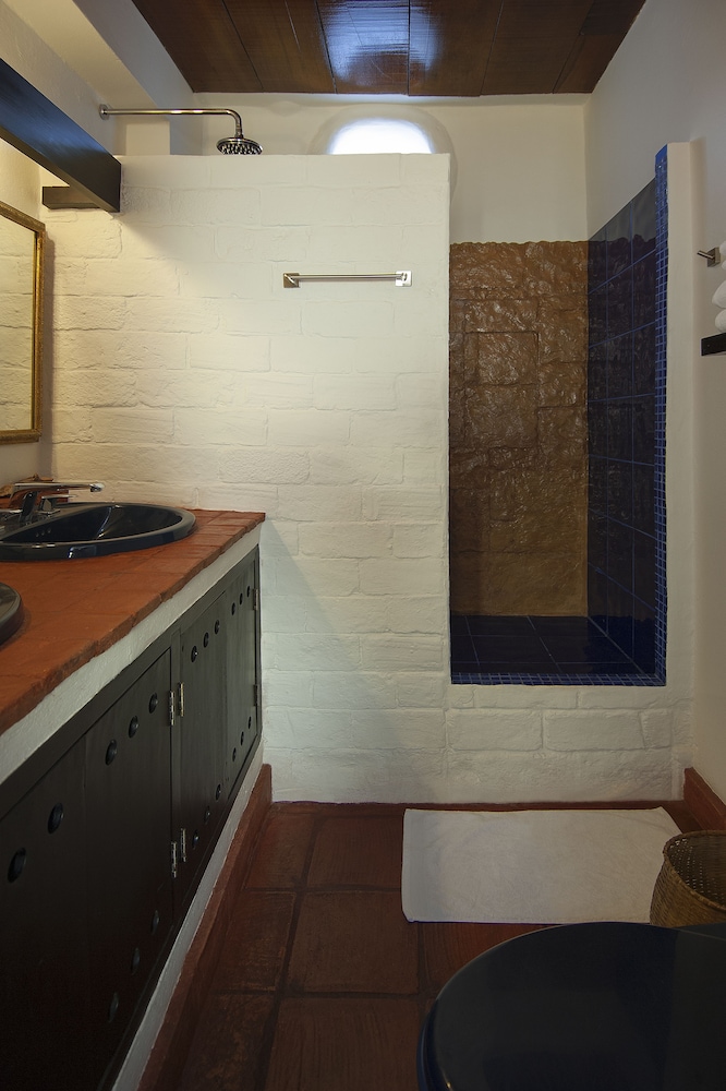 Les Lezards Bed Breakfast 54/63