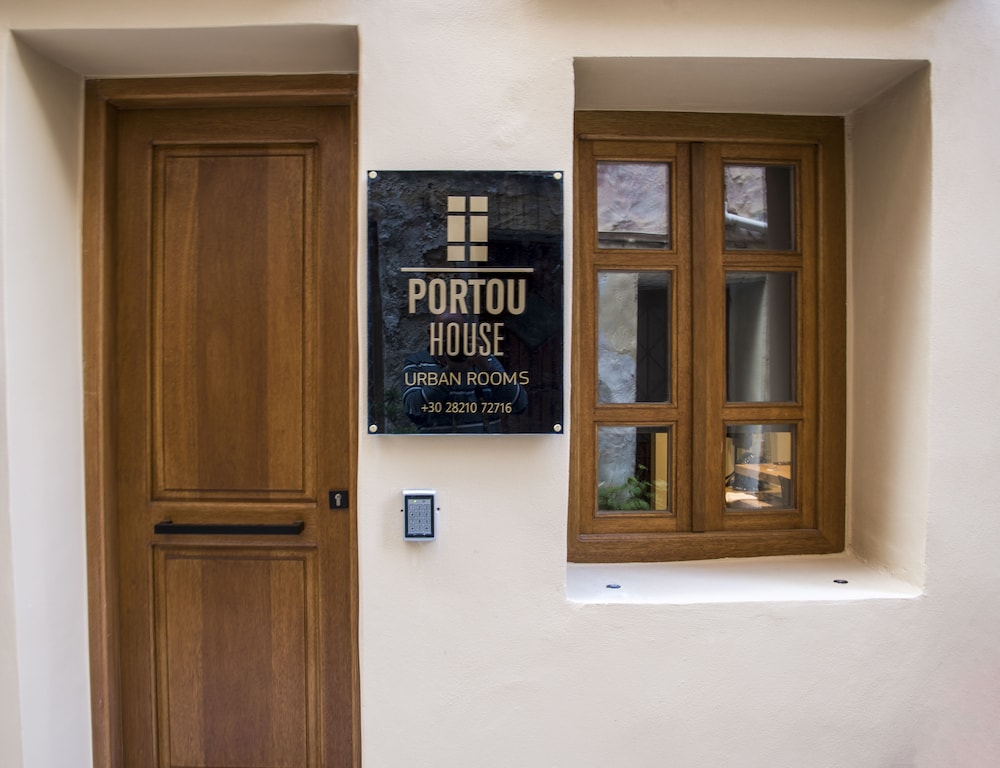 Portou House photo2