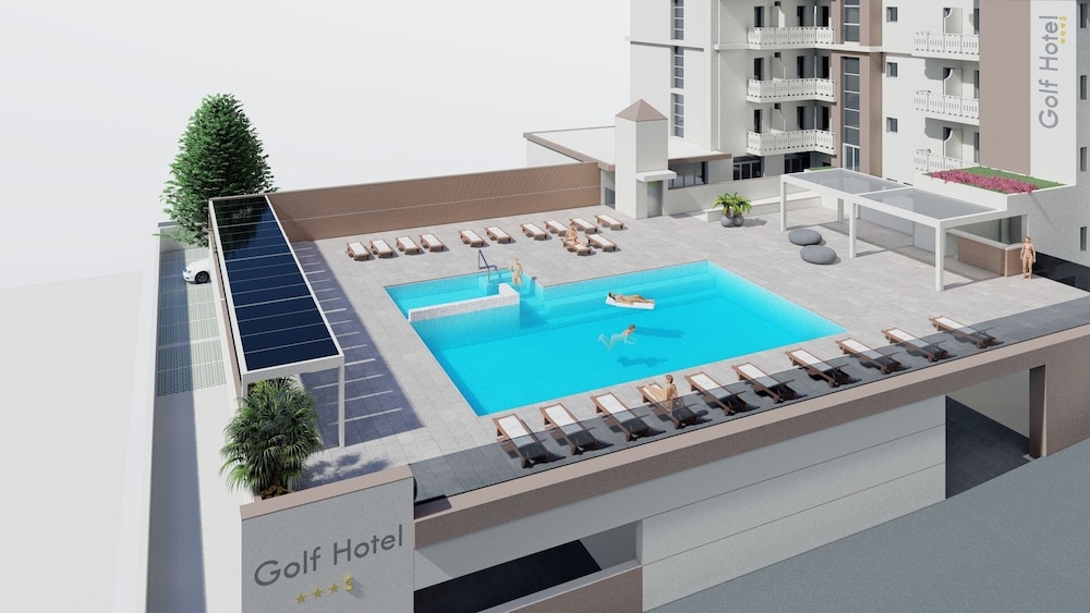 Hotel Golf 3/73