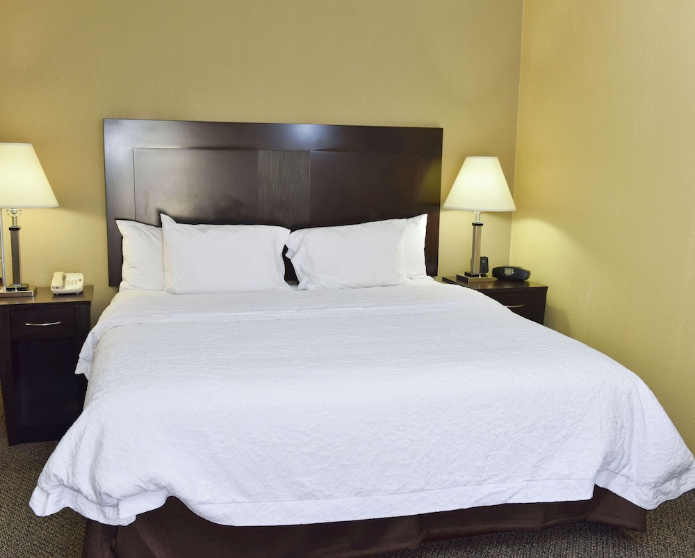Hampton Inn & Suites Alexandria LA 6/47