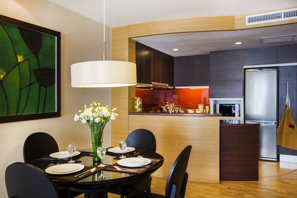 Urbana Sathorn Bangkok, Thailand 63/81
