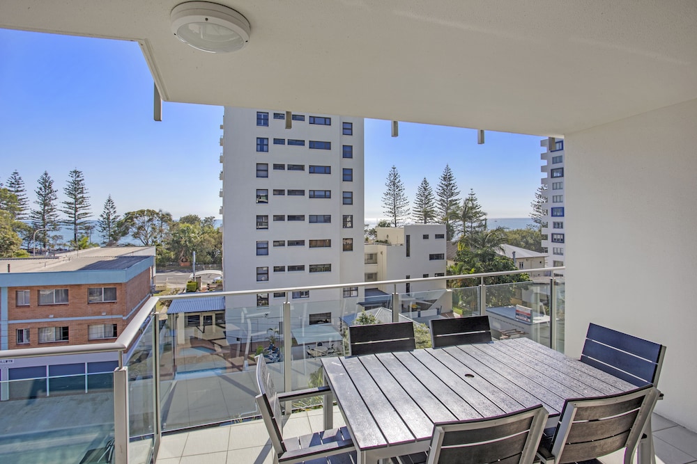 COCO Mooloolaba 35/50