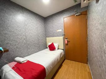 Room, Single, Single Bed, No Window