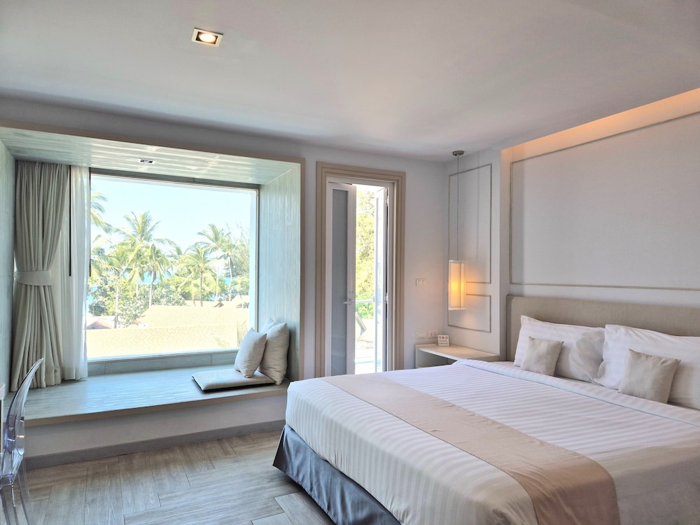 DELUXE, SEA SIDE, SEA VIEW