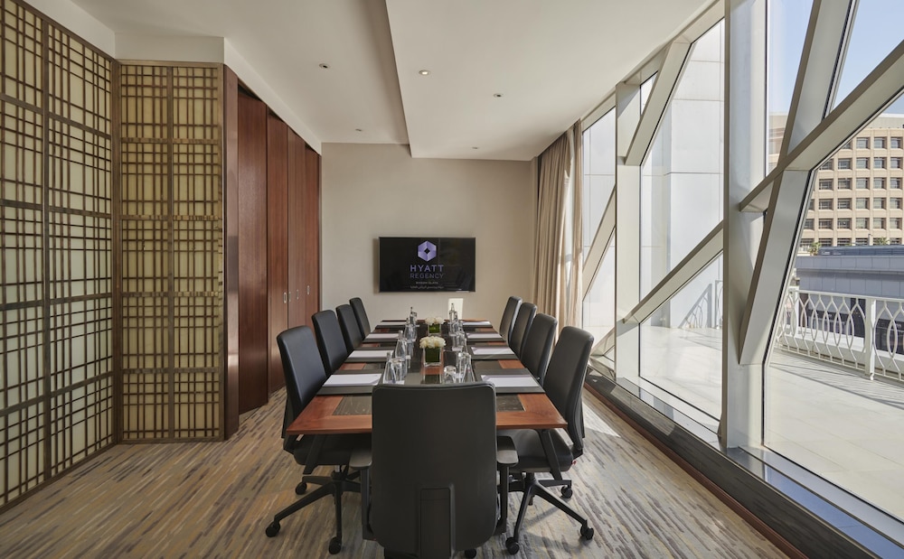 حياة ريجينسي(Hyatt Regency Riyadh Olaya) 64/75