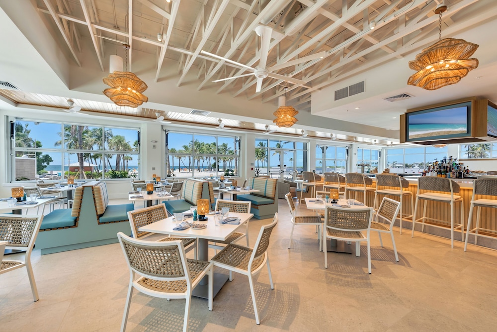 South Seas Resort 70/85