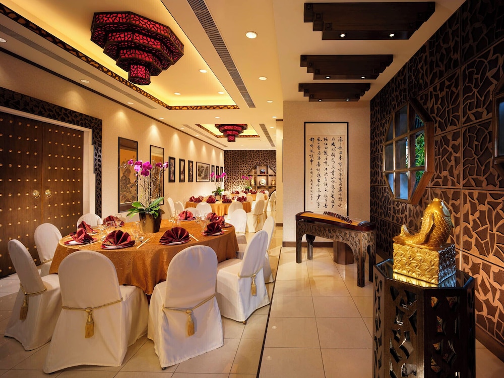 Harbour Plaza Resort City 35/62