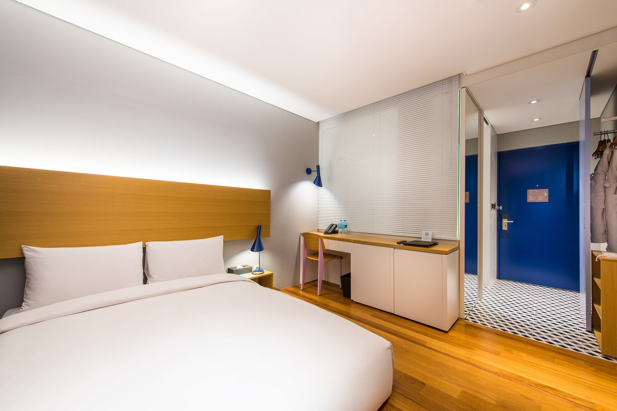 Zen, Double Bed