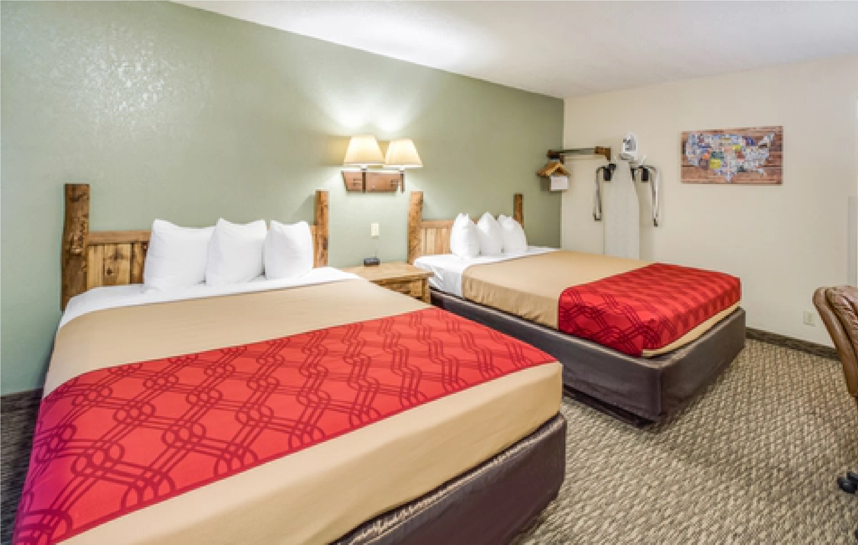 Room, 2 Queen Beds, Econo Lodge Wall, SD 4/4