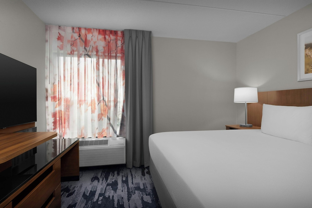 Fairfield Inn And Suites Winston Salem Hanes Mall 23/71
