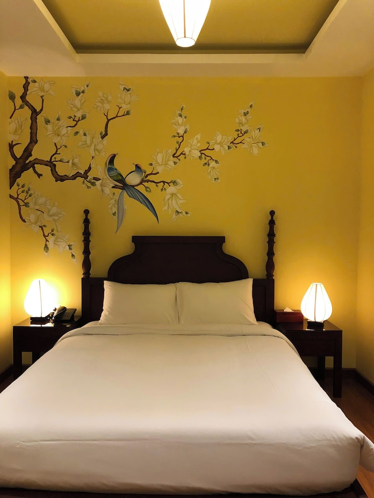 Le Grand Hanoi Hotel - The Oriental 7/24
