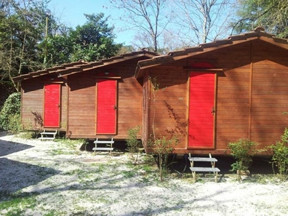 SEVEN HILLS Camping & Village