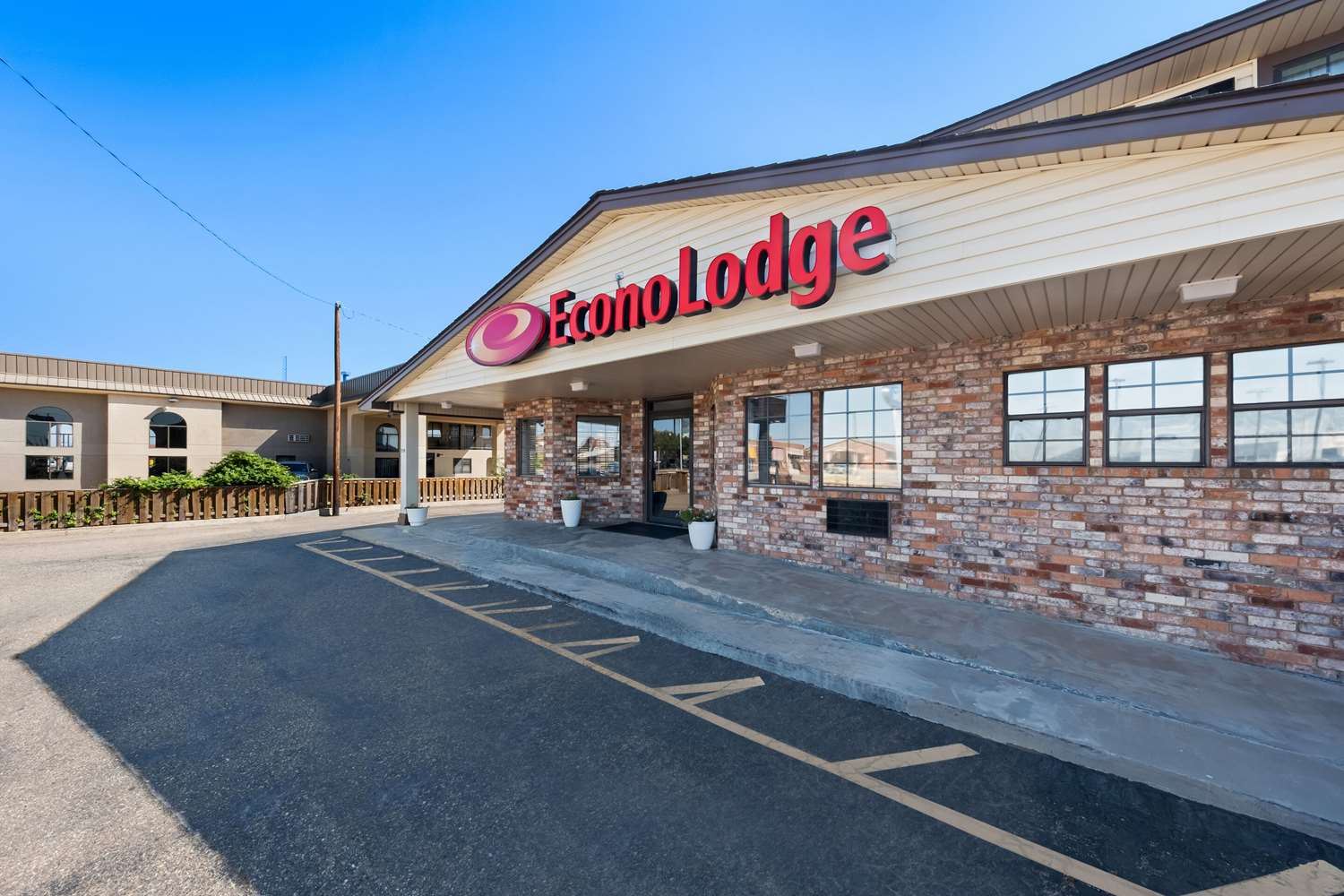 Econo Lodge Dumas 13/15