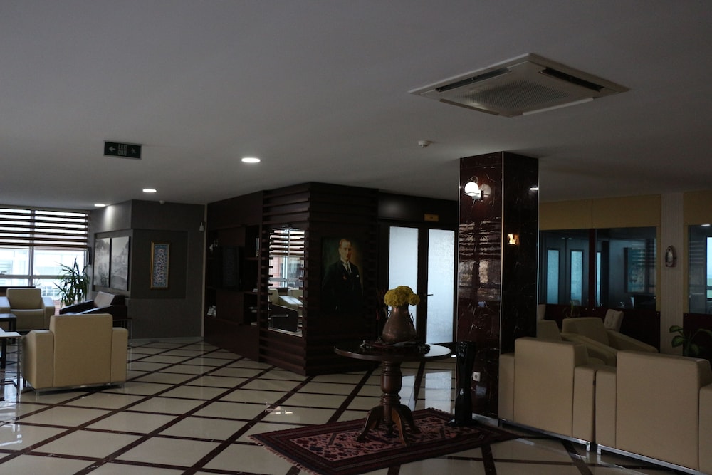 Giresun Uygulama Oteli 4/7
