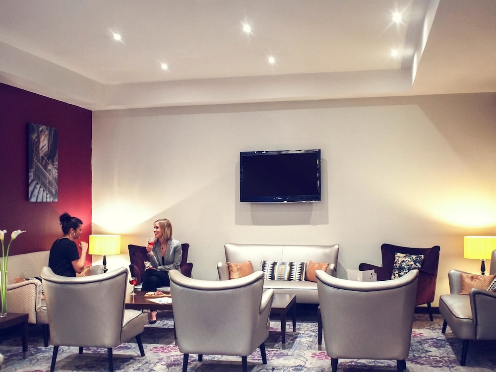 Mercure Angers Centre Gare Hotel 57/72