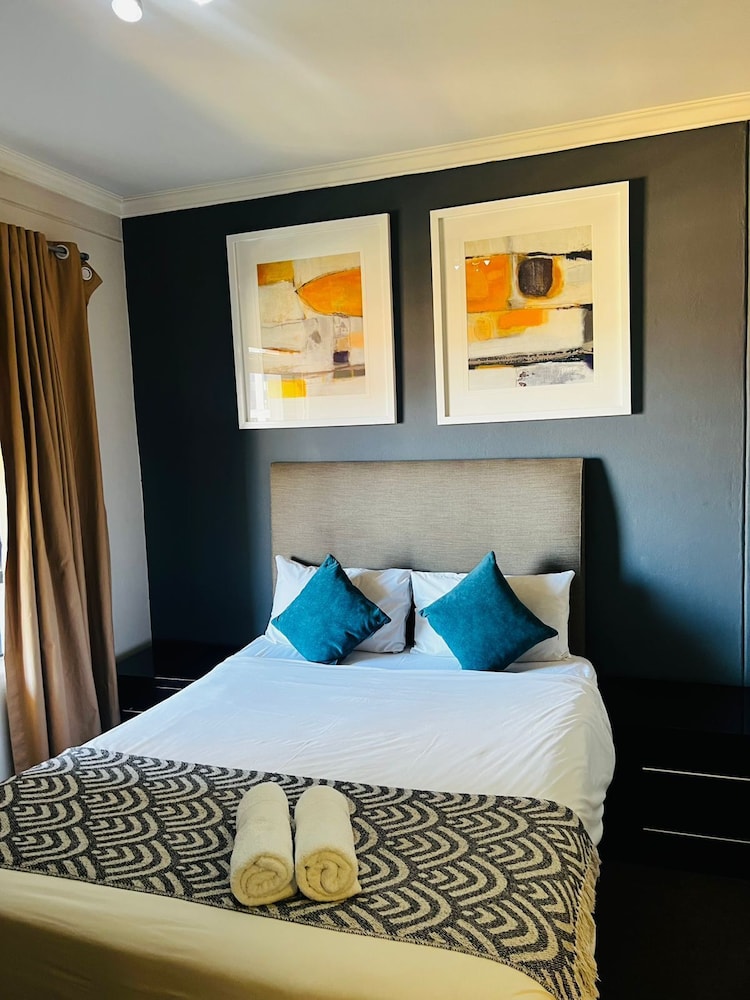 Sandton Executive Suites - Westpoint 20/70