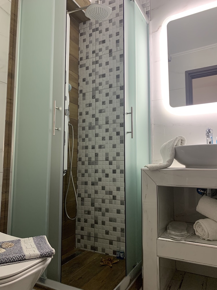 Polykratis Rooms 15/64