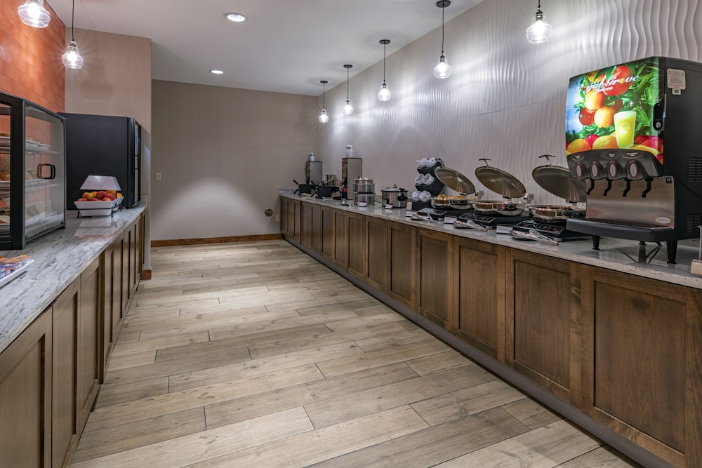 La Quinta Inn Suites By Wyndham Flagstaff East I 40 41/49