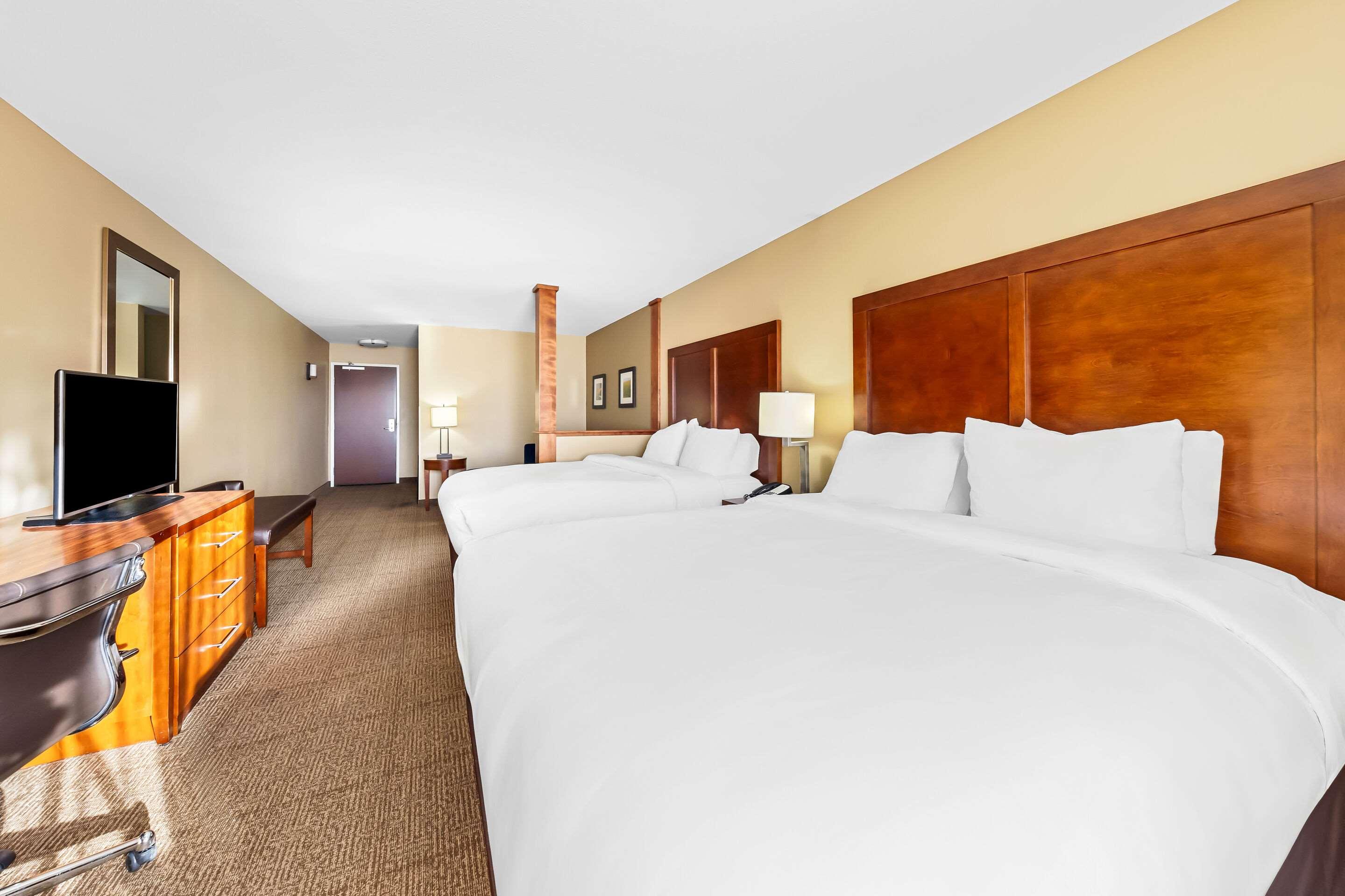 SUITE, 2 QUEEN BEDS