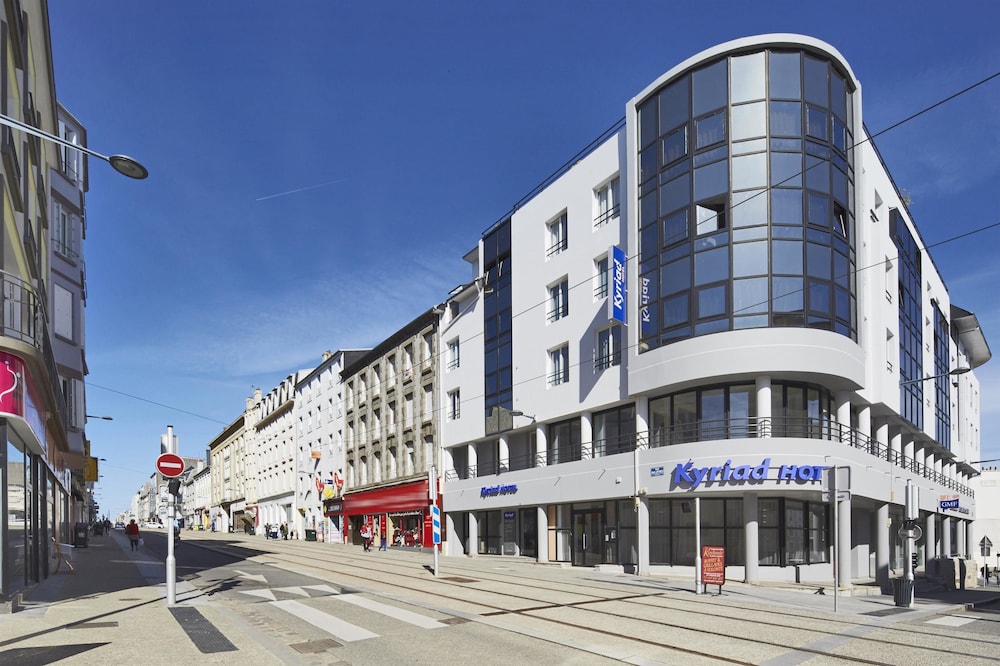 KYRIAD BREST CENTRE 2/44