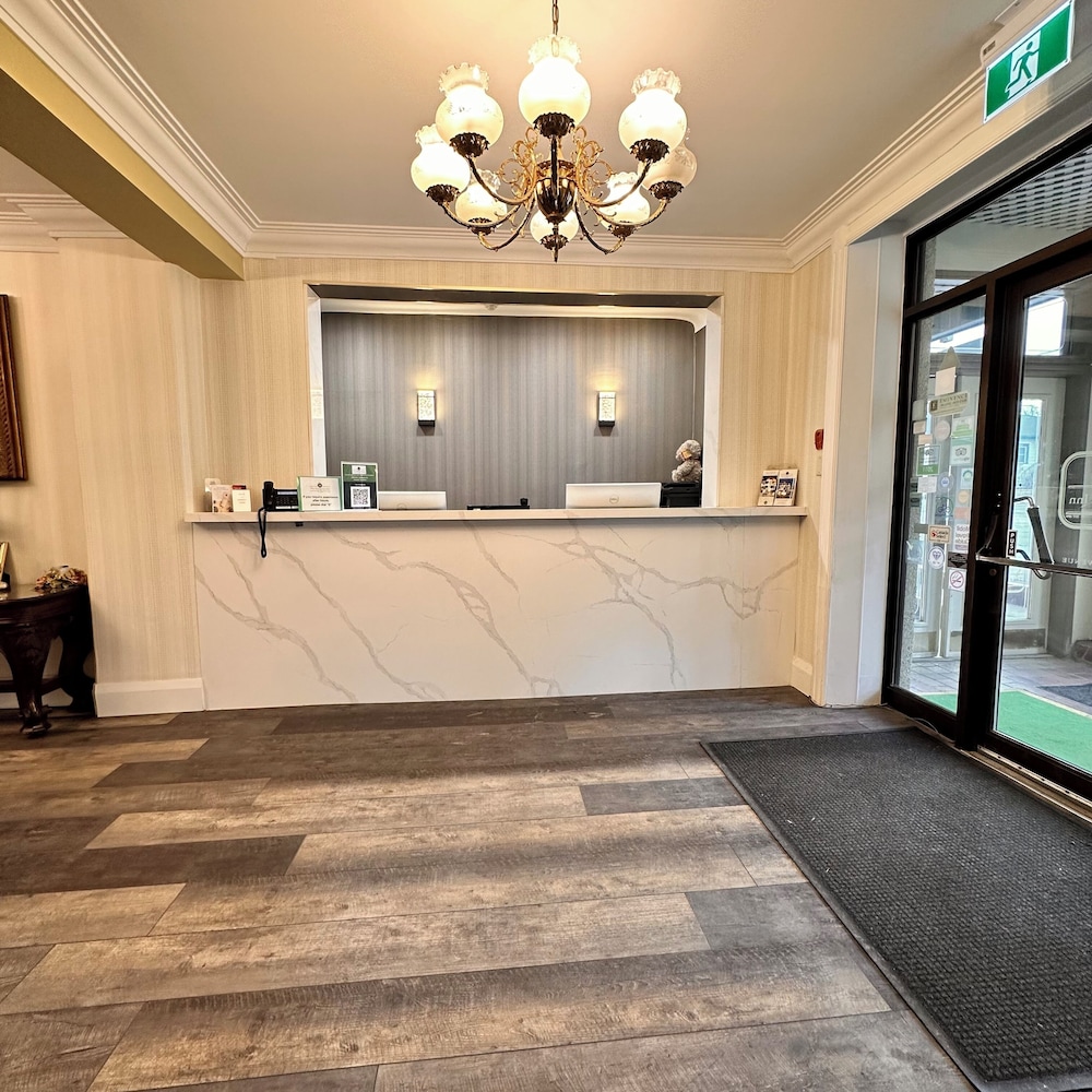 Gananoque Inn Spa 7/66