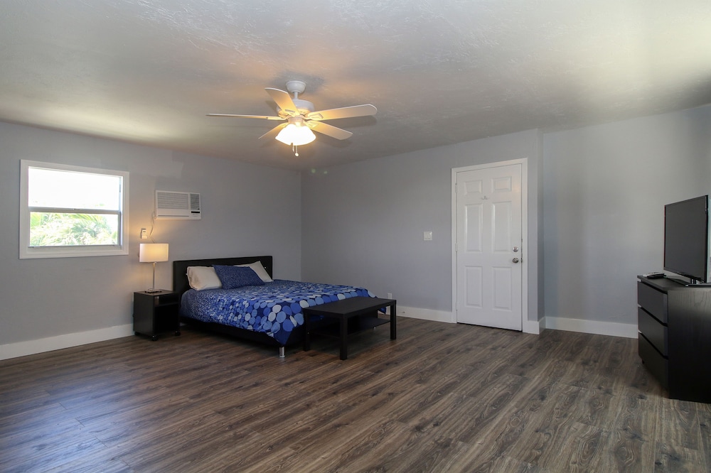 Sun Beach Inn 18/50