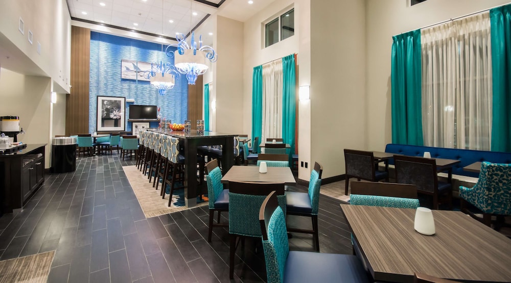 Hampton Inn & Suites Orlando At SeaWorld 50/59