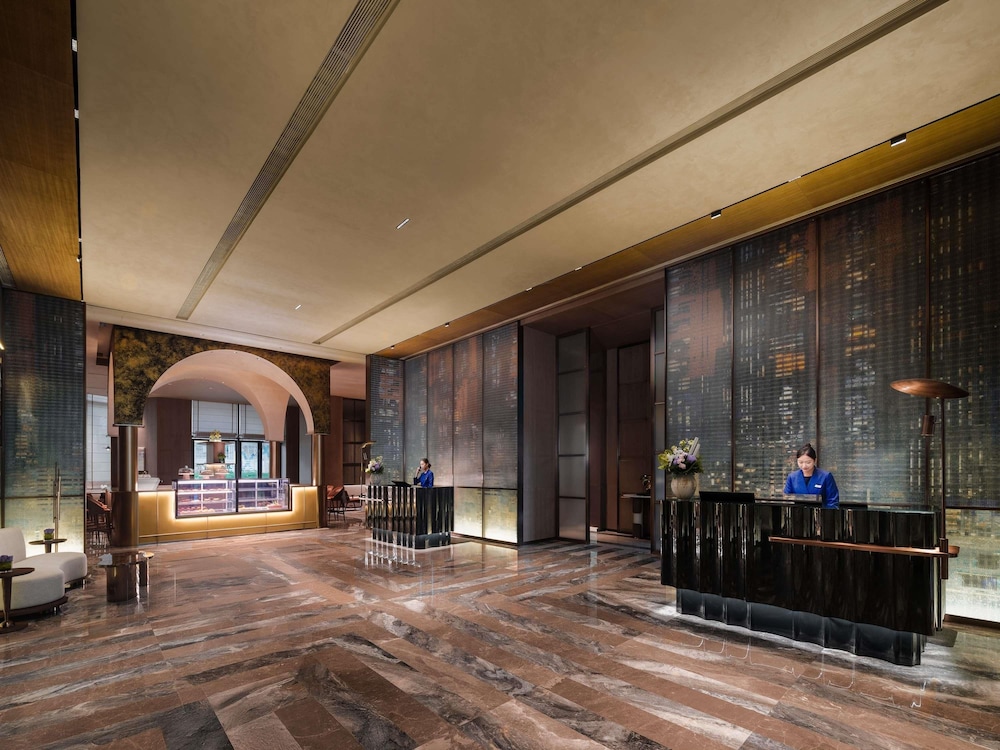 Pullman Chongqing Xiyue 11/65