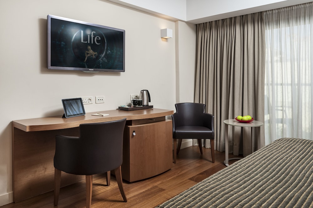 Samaria Hotel 35/37