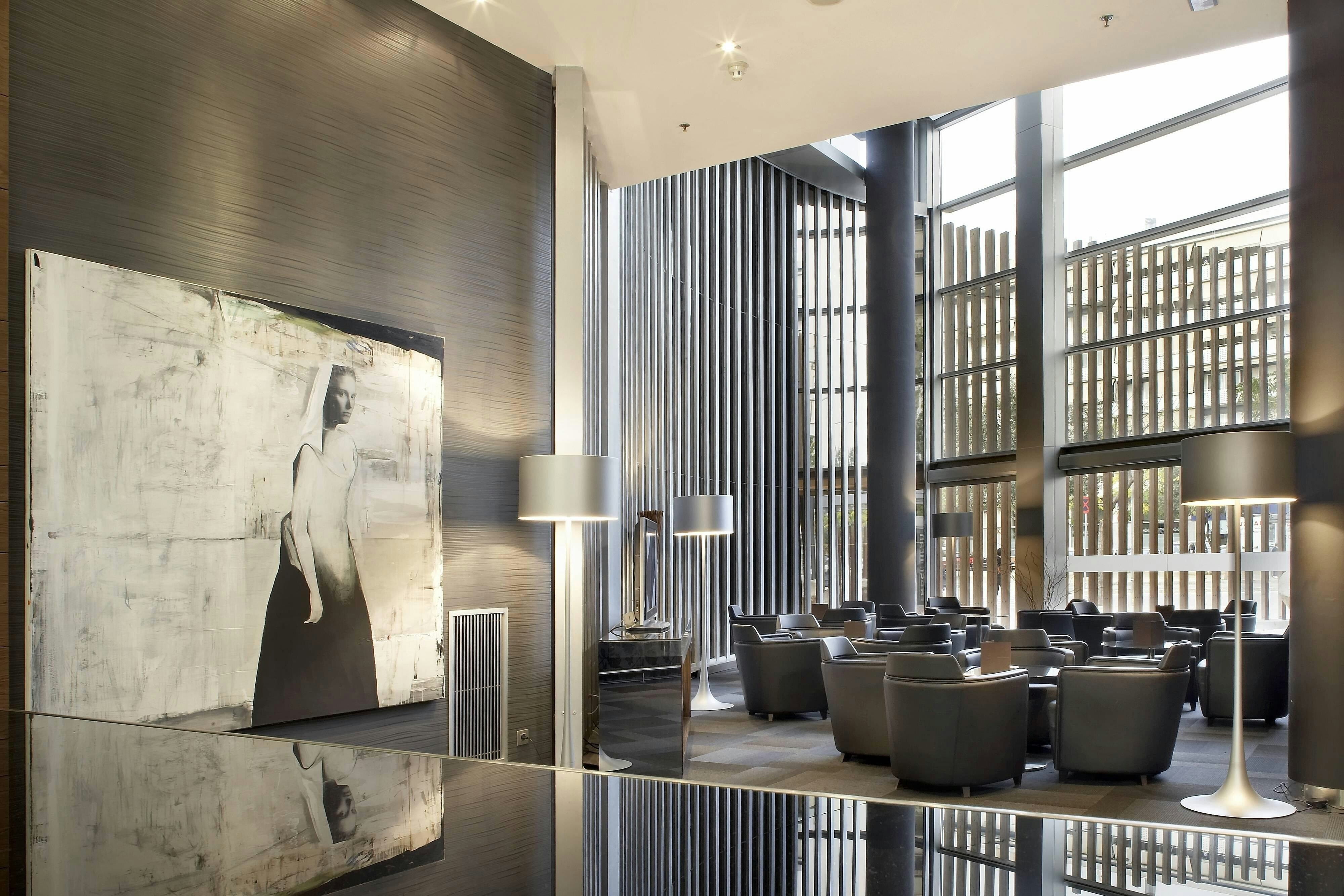 AC Hotel Som by Marriott 25/27