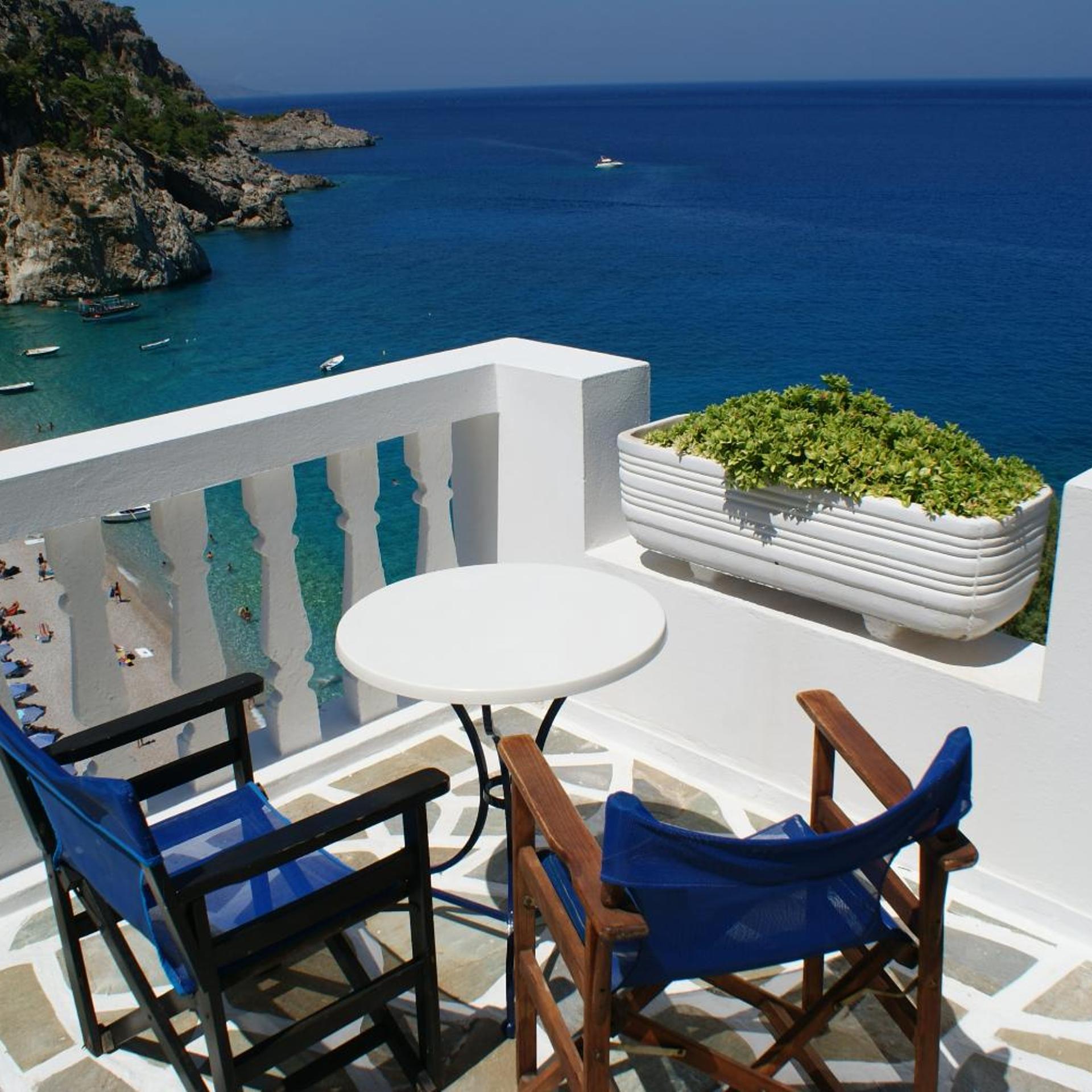 Akropolis Pension 20/25