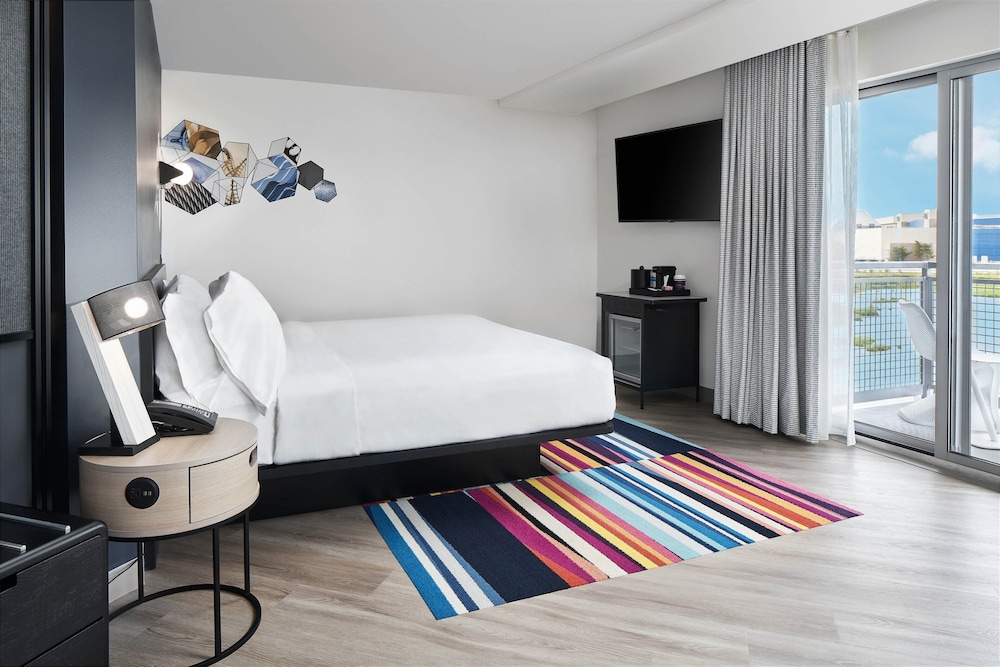 Aloft Ocean City 16/69