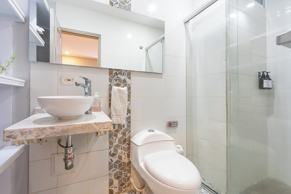 Hotel Boutique Adaz 49/51
