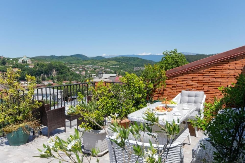Hotel Terrace Kutaisi 37/50