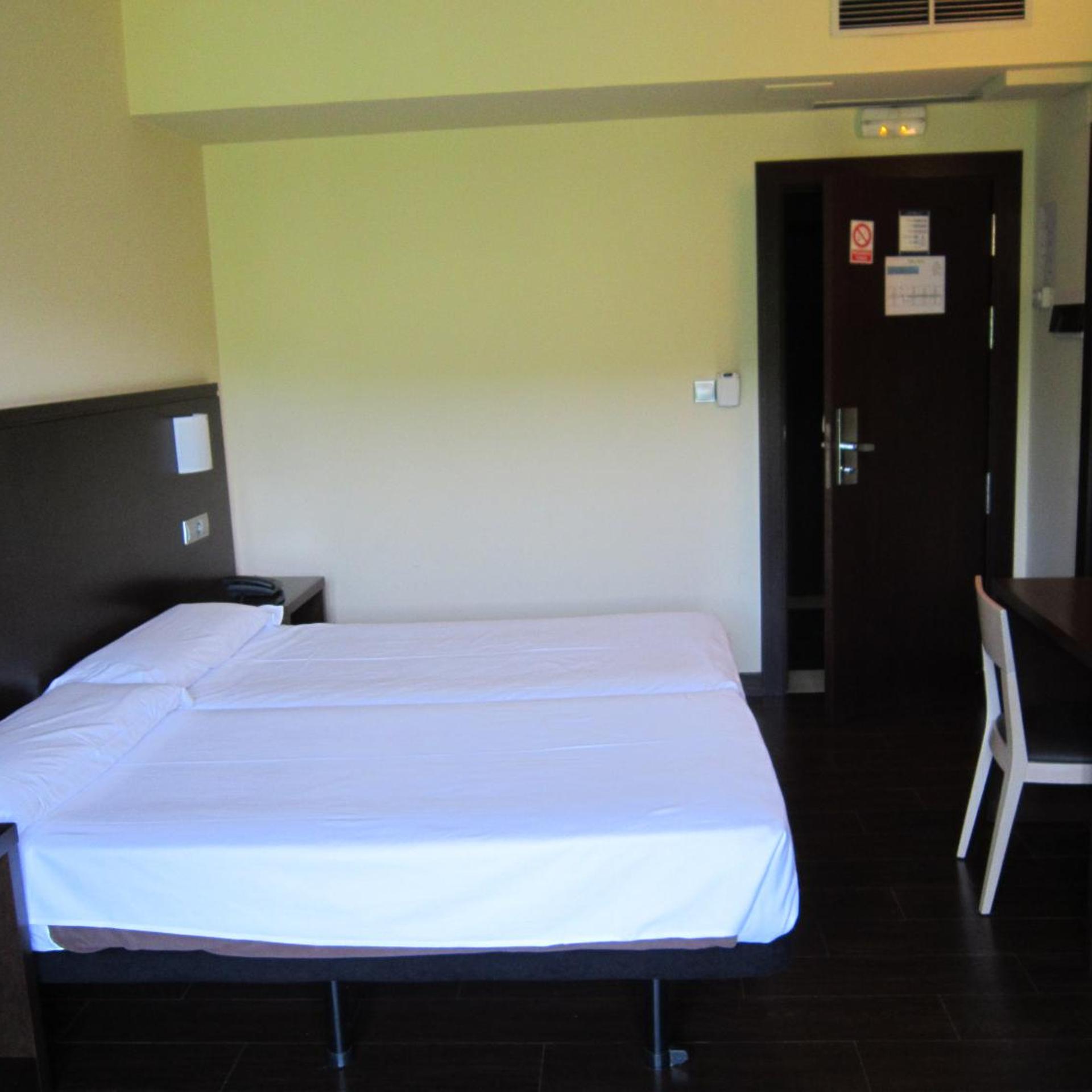 Euba Hotel 16/50