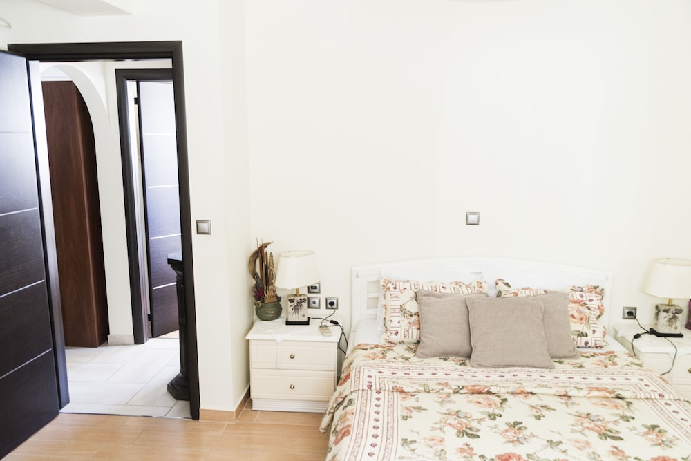 Villa D'irene 13/50