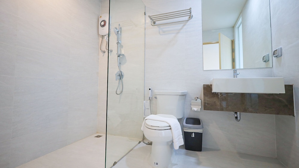 B2 Bueng Kan Boutique & Budget Hotel 27/28