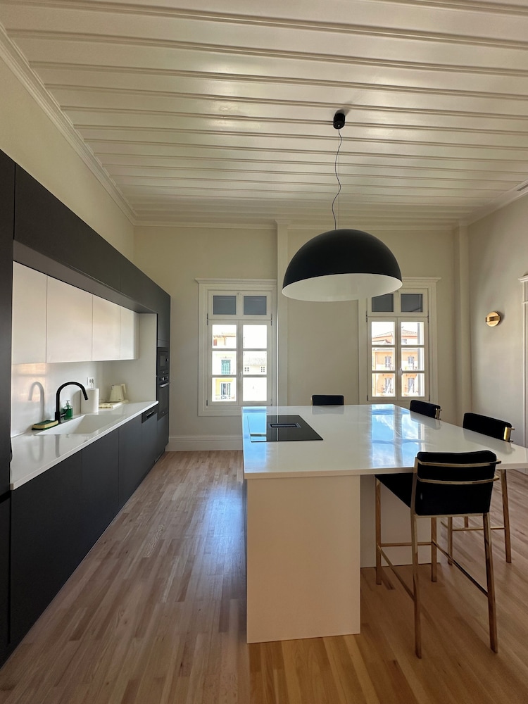Castellano Hotel & Suites 46/63