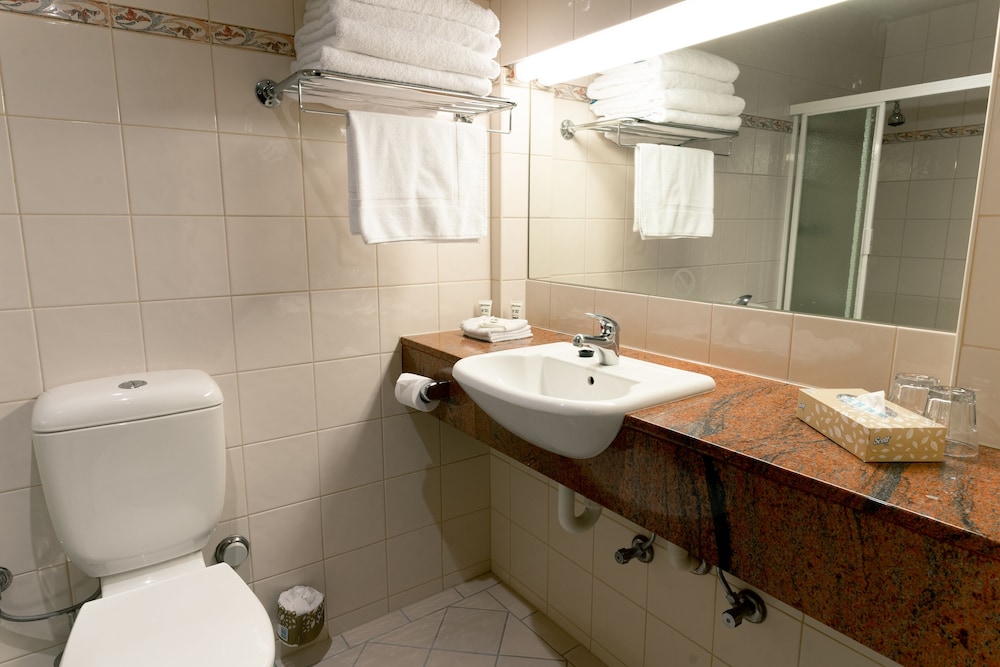 Arkaba Hotel Adelaide 58/64