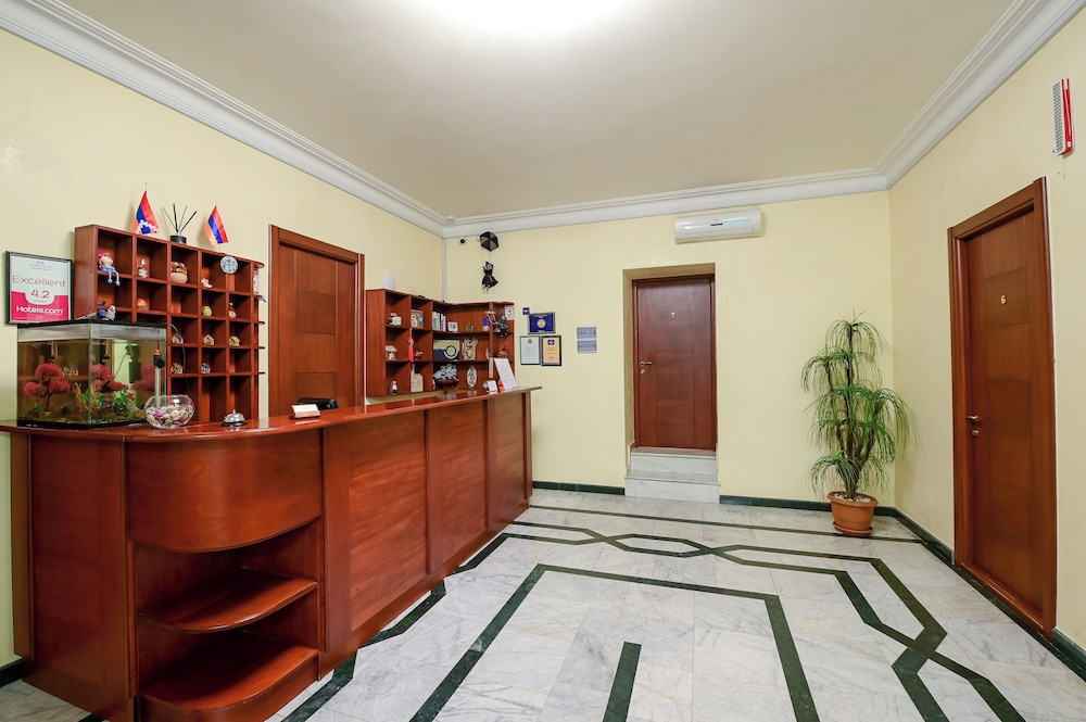 Mia Casa Hotel 4/50