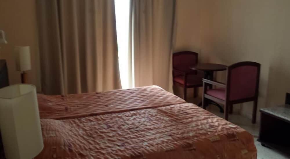 Bellini Hotel 20/48