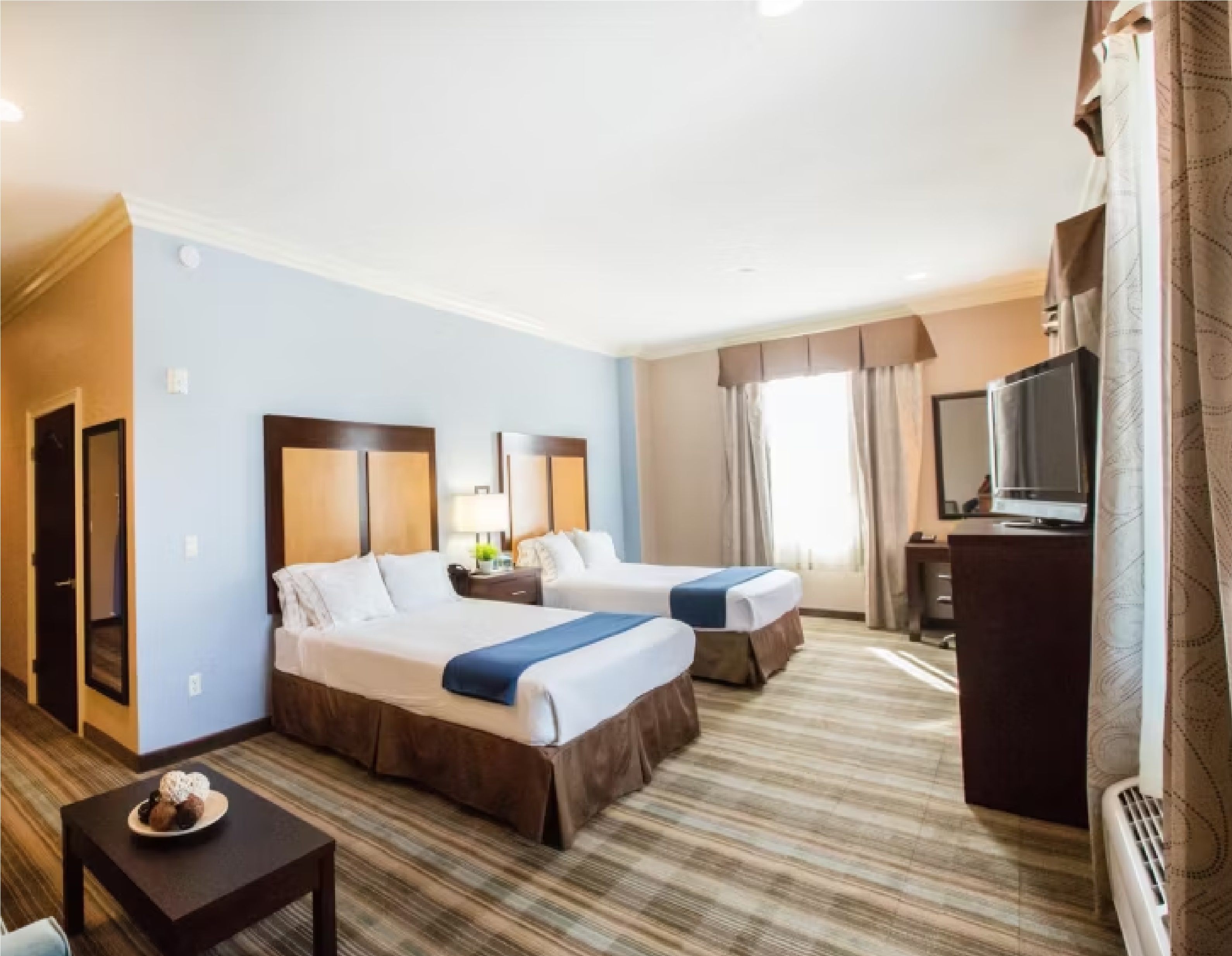 غرفة رباعية بسريرين كوين، Holiday Inn Express Benicia 3/3