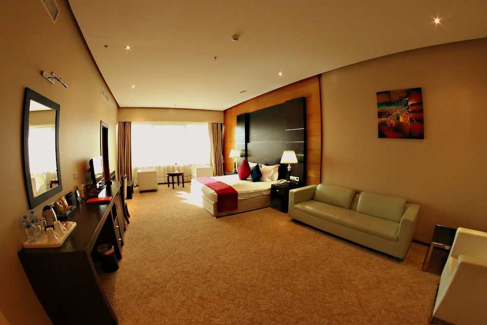 Diva Hotel 30/50