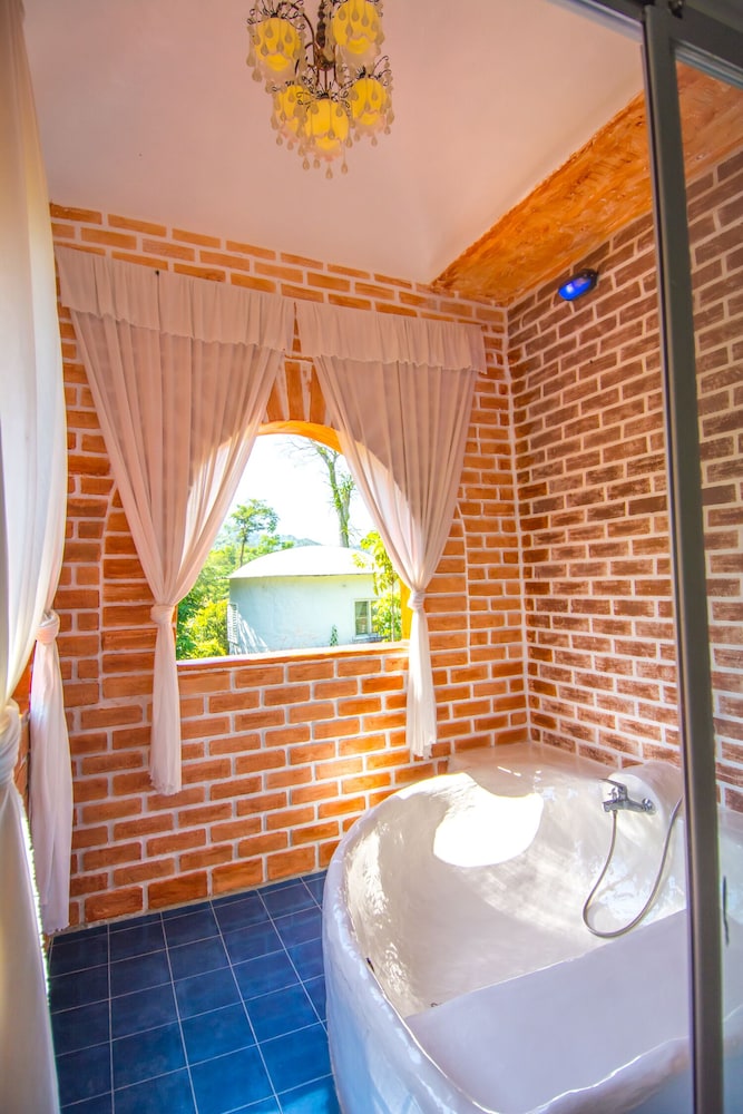Khun Khao Tamnan Prai Resort 56/78