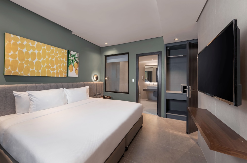 MANGO, SUITE