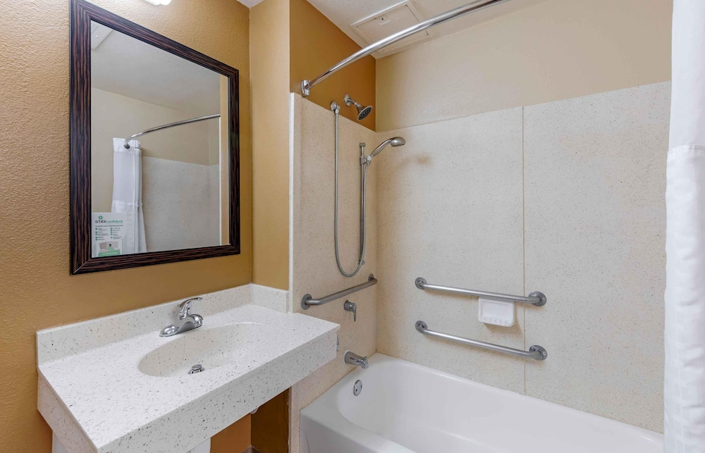 Extended Stay America Suites Orange County Cypress 59/62