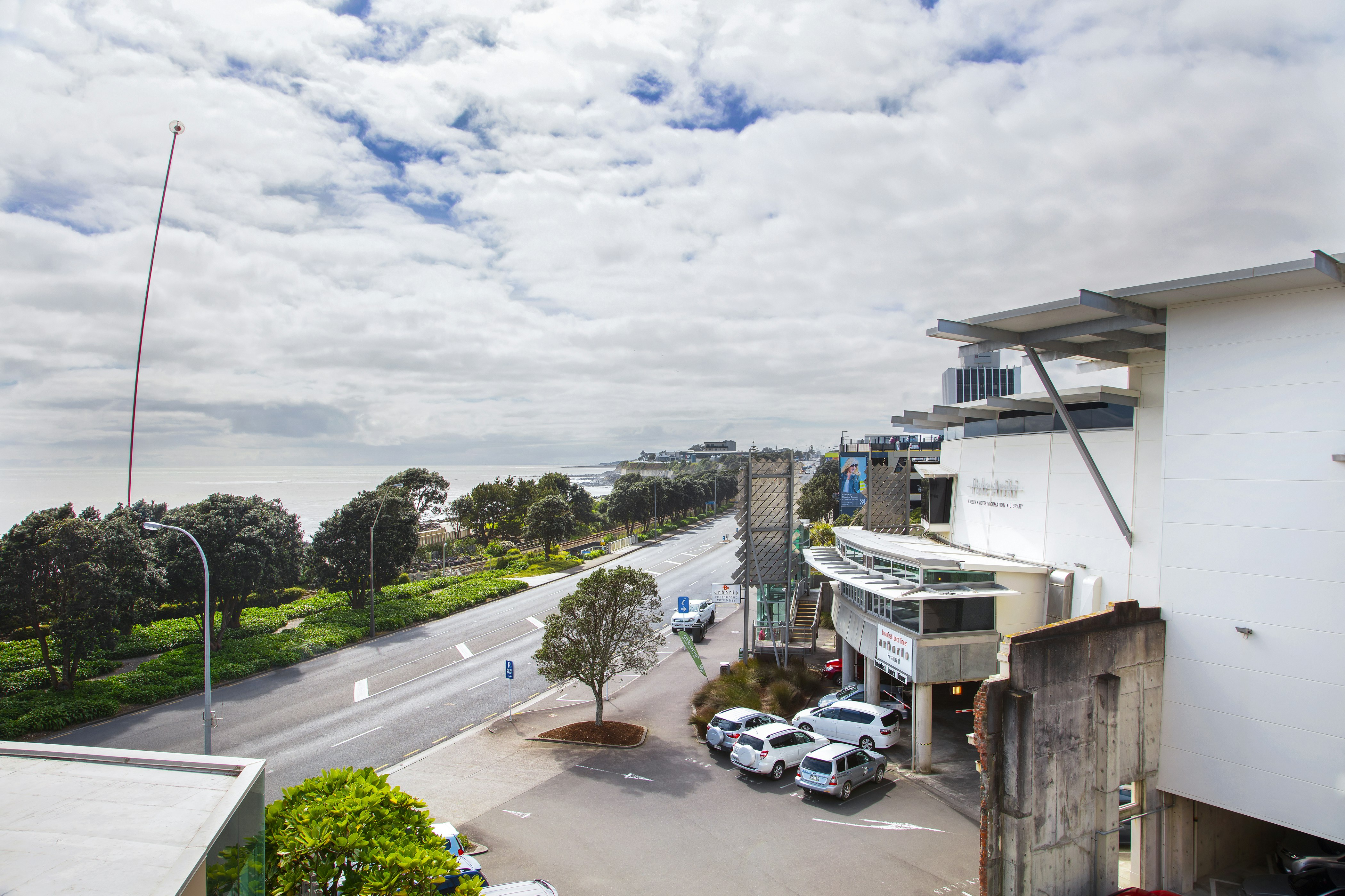 Millennium Hotel New Plymouth Waterfront 40/42